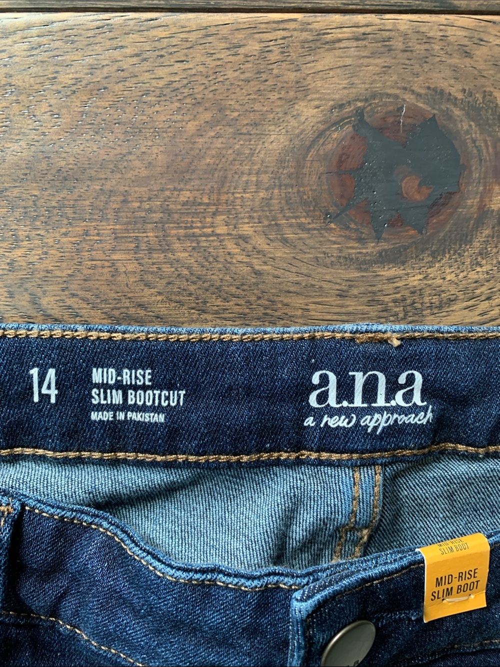 a.n.a Women’s Mid-rise Dark Blue Boot-Cut Jeans. Brand New with tags. Size:14. - Picture 2 of 8
